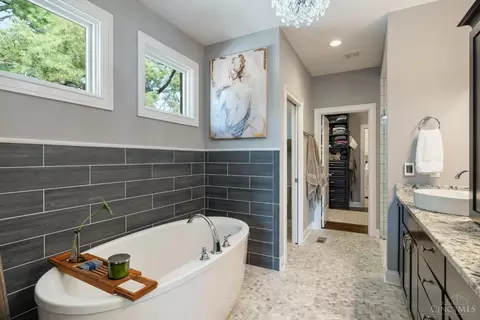 Bath - 7775 Jolain Dr, Montgomery, OH 45242 photo 1 of 6