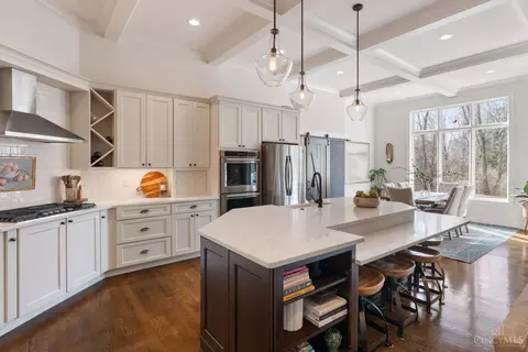 Kitchen - 7775 Jolain Dr, Montgomery, OH 45242 photo 1 of 5