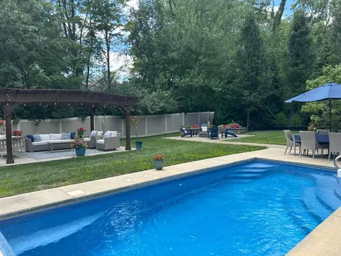 Exterior - 7775 Jolain Dr, Montgomery, OH 45242 photo 17 of 17