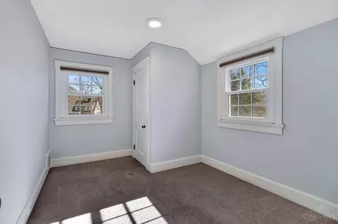 2 Linden Pl, Mariemont, OH 45227 photo 30