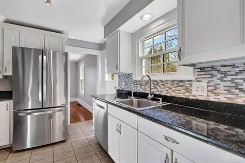 2 Linden Pl, Mariemont, OH 45227 photo 10