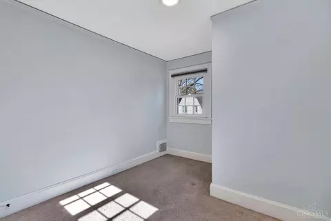 2 Linden Pl, Mariemont, OH 45227 photo 31