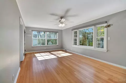 2 Linden Pl, Mariemont, OH 45227 photo 6