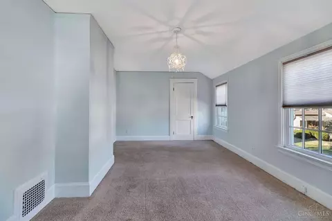2 Linden Pl, Mariemont, OH 45227 photo 27