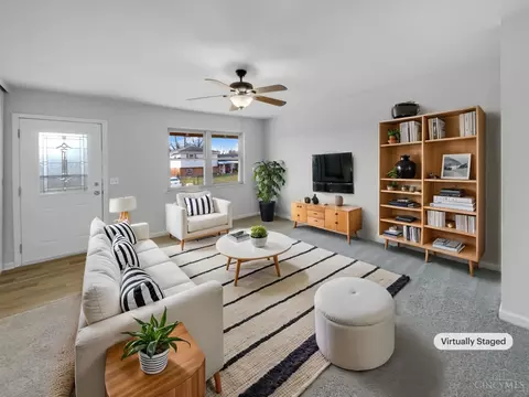 Living - 2012 Mistyhill Dr, Cincinnati, OH 45240 photo 1 of 5