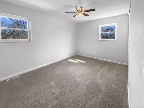 Bedroom - 2012 Mistyhill Dr, Cincinnati, OH 45240 photo 2 of 6