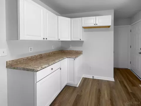 Kitchen - 2012 Mistyhill Dr, Cincinnati, OH 45240 photo 3 of 3