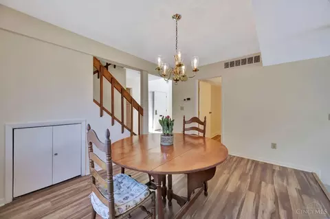 7270 Galbraith Rd, Cincinnati, OH 45243 photo 6