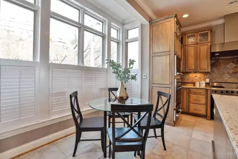 Dining - 355 Oregon St, Cincinnati, OH 45202 photo 4 of 4