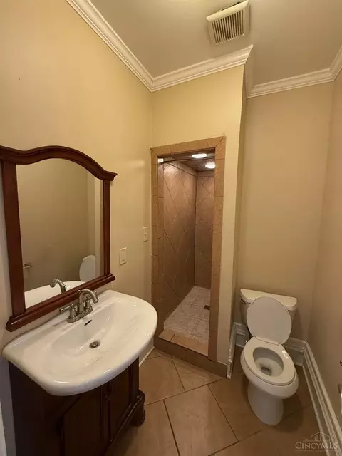 7366 Harrison Ave, Mount Healthy, OH 45231 photo 11