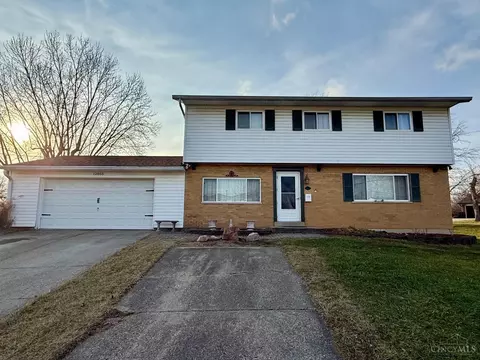 12055 Wincanton Dr, Cincinnati, OH 45231
