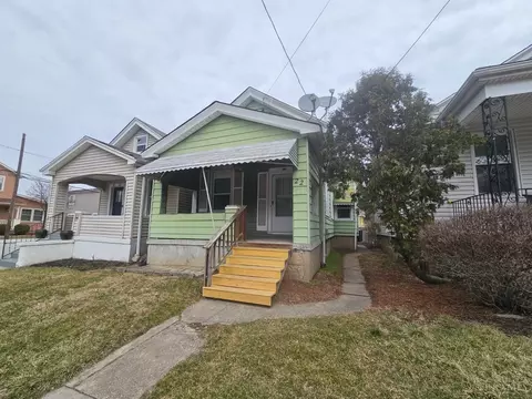 22 Sixty Sixth St, Cincinnati, OH 45216