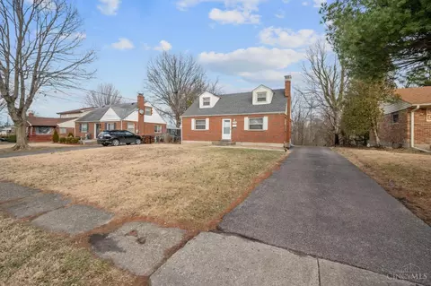 9288 Ranchill Dr, Cincinnati, OH 45231