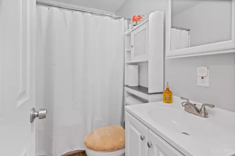 9288 Ranchill Dr, Cincinnati, OH 45231 photo 9