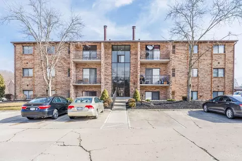 7231 Creekview Dr, Cincinnati, OH 45247