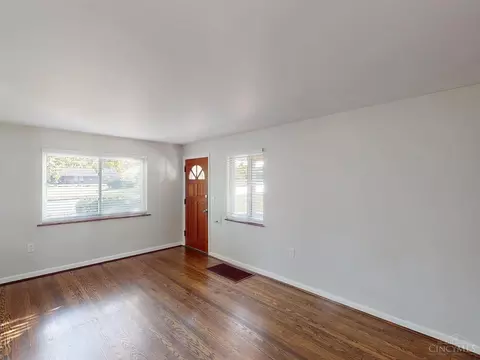 6651 Winton Rd, Cincinnati, OH 45224 photo 3
