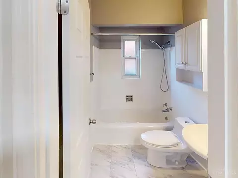 6651 Winton Rd, Cincinnati, OH 45224 photo 7