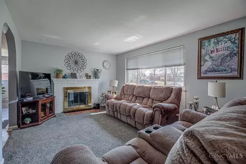 994 Joyce Dr, Batavia, OH 45103 photo 6