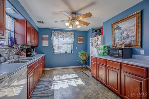 994 Joyce Dr, Batavia, OH 45103 photo 13