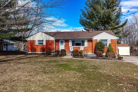 994 Joyce Dr, Batavia, OH 45103 photo 3