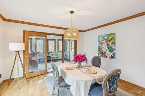 Dining - 894 Surrey Rdg, Cincinnati, OH 45245 photo 2 of 2