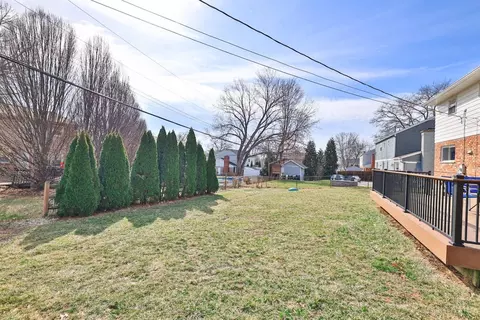 Exterior - 9488 Fallson Ct, Blue Ash, OH 45242 photo 8 of 11