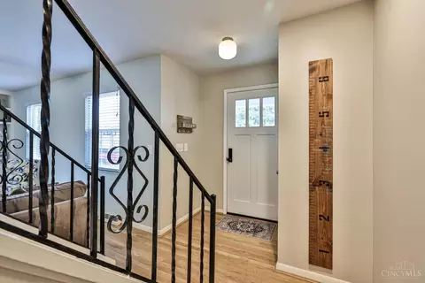 Entry Way - 9488 Fallson Ct, Blue Ash, OH 45242 photo 2 of 3
