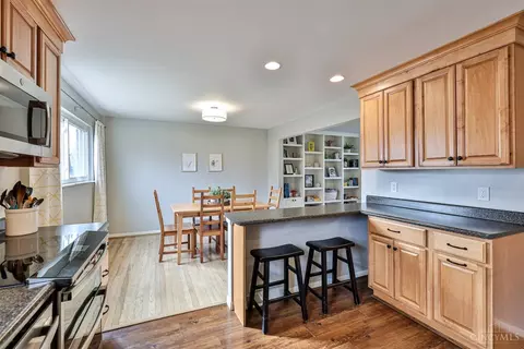Kitchen - 9488 Fallson Ct, Blue Ash, OH 45242 photo 5 of 5