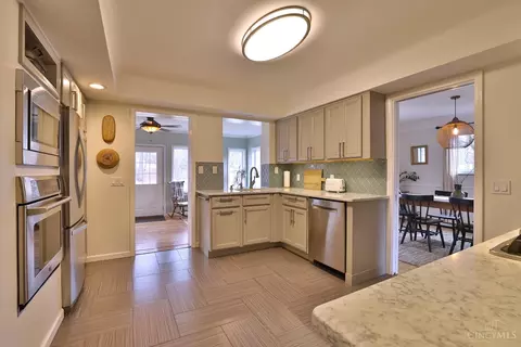 Kitchen - 3695 Gardner Ave, Cincinnati, OH 45236 photo 1 of 4
