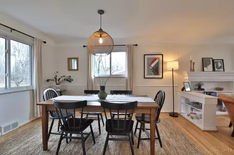 Dining - 3695 Gardner Ave, Cincinnati, OH 45236 photo 2 of 3