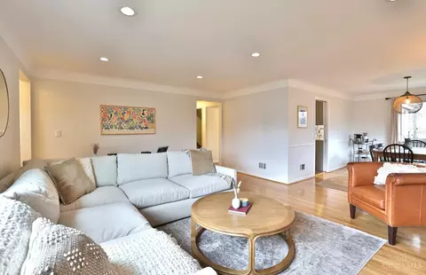 Living - 3695 Gardner Ave, Cincinnati, OH 45236 photo 3 of 6