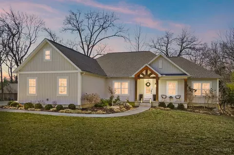 1291 Sutton Rd, Anderson Twp, OH 45230