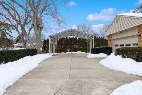 1509 Delynn Dr, Centerville, OH 45459 photo 3