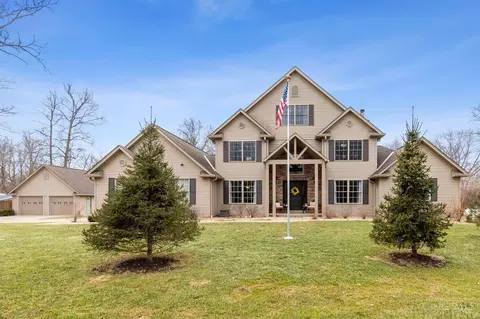 3907 Fulton Grove Rd, Cincinnati, OH 45245