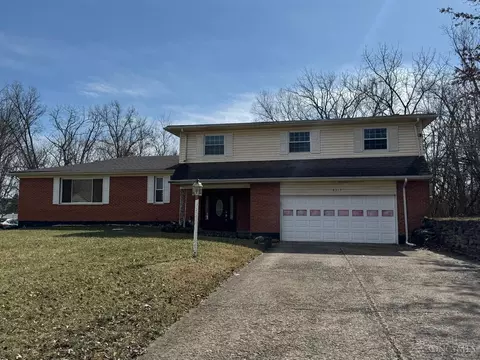 8313 Vicksburg Dr, Cincinnati, OH 45249