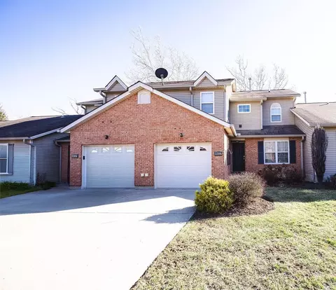 3306 Spruce Ln, Oxford, OH 45056