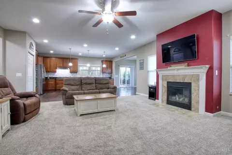 824 Hocking Meadow Cir, Monroe, OH 45050 photo 5