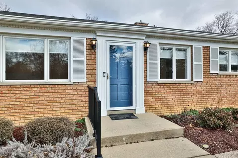 612 Marview Ter, Cincinnati, OH 45231 photo 3