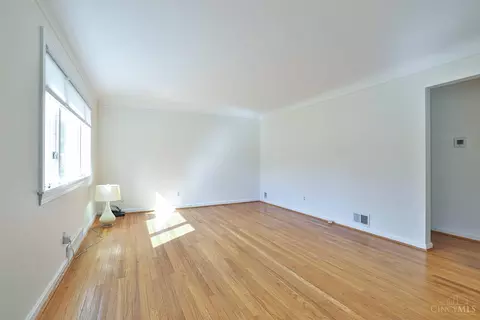 612 Marview Ter, Cincinnati, OH 45231 photo 4