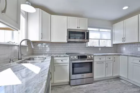 612 Marview Ter, Cincinnati, OH 45231 photo 10