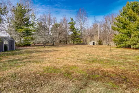 Exterior - 325 Ellis Rd, Mount Orab, OH 45154 photo 4 of 4