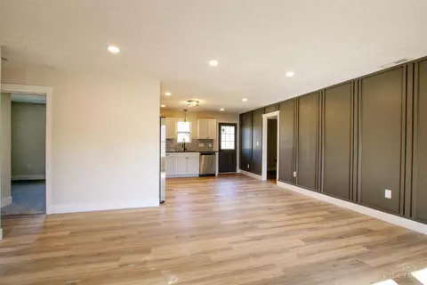 Living - 325 Ellis Rd, Mount Orab, OH 45154 photo 2 of 2