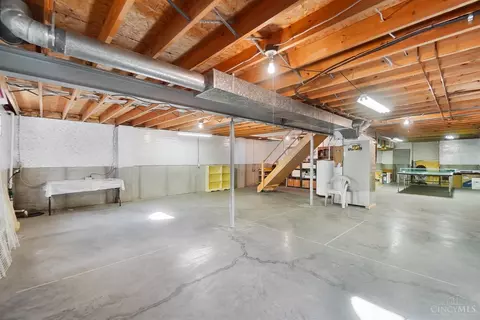 Undisclosed, Cincinnati, OH 45255 photo 54