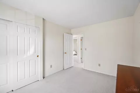 Undisclosed, Cincinnati, OH 45255 photo 50