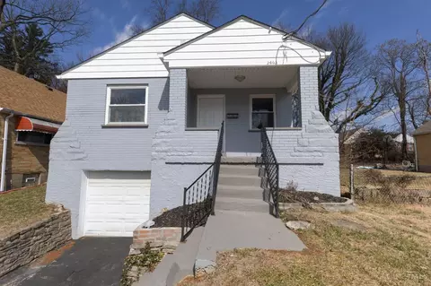 2440 St Albans Ave, Golf Manor, OH 45237