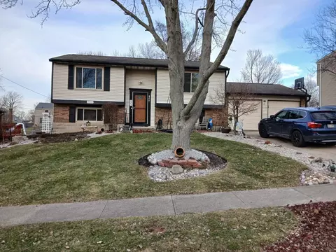 2642 Astro Pl, Fairfield, OH 45014