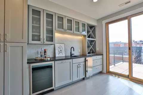 Kitchen - 1335 Pendleton St, Cincinnati, OH 45202 photo 8 of 9