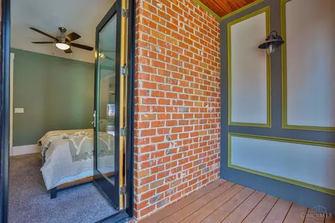 Exterior - 1335 Pendleton St, Cincinnati, OH 45202 photo 7 of 8