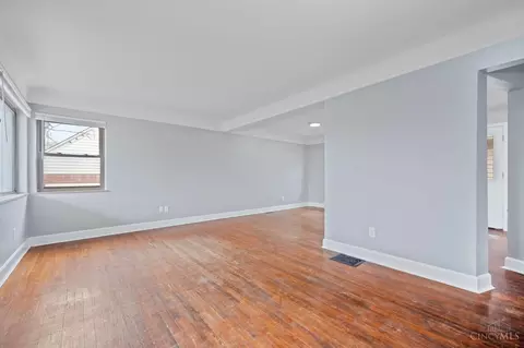 Living - 4297 Foley Rd, Cincinnati, OH 45238 photo 2 of 3