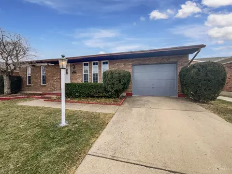 2881 Commodore Ln, Colerain Twp, OH 45251